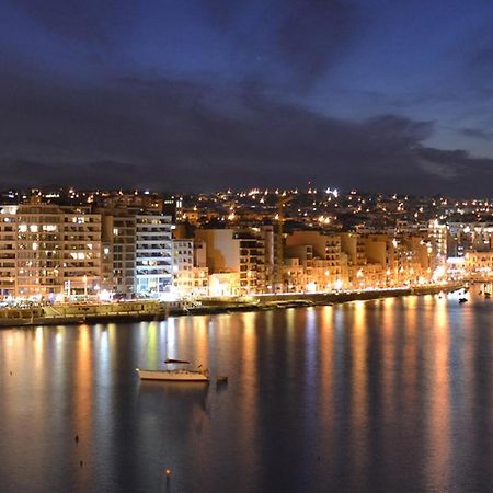Marvellous Apartment With Valletta And Harbour Views Sliema Exterior photo