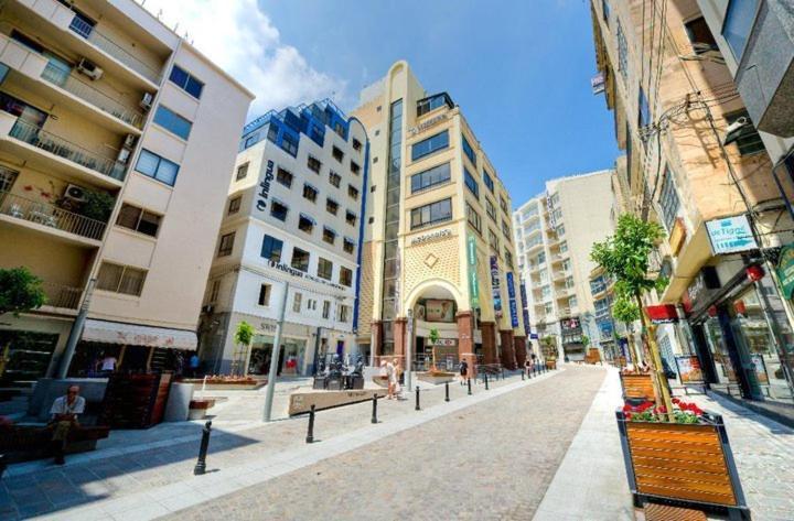 Marvellous Apartment With Valletta And Harbour Views Sliema Exterior photo