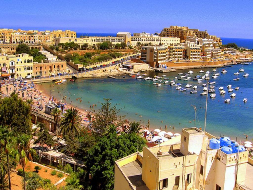 Marvellous Apartment With Valletta And Harbour Views Sliema Exterior photo
